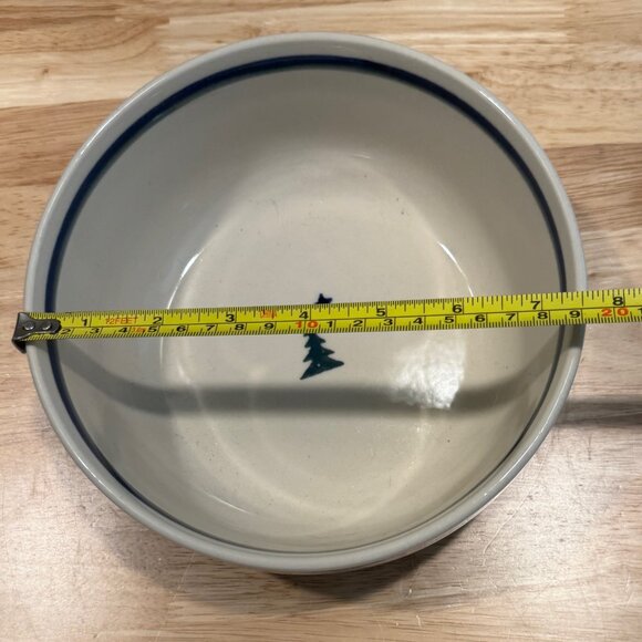 Boleslawiec Polish Pottery Christmas Reindeer Trees & Snowflakes Bowl 7-3/4" - Picture 6 of 7